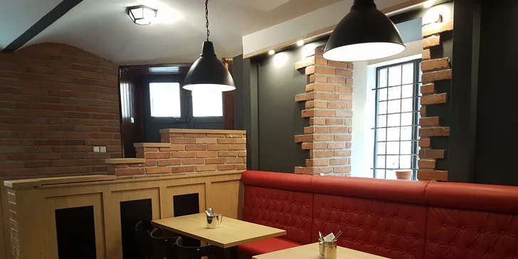 Burgerové menu od Toma s hranolčekmi a pivným špeciálom