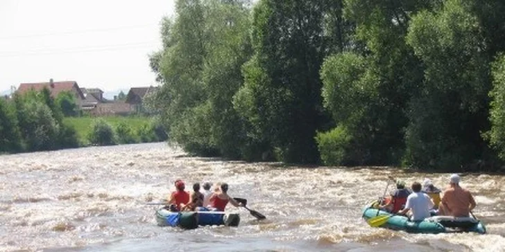 Nočný splav Hronu na rafte s inštruktorom