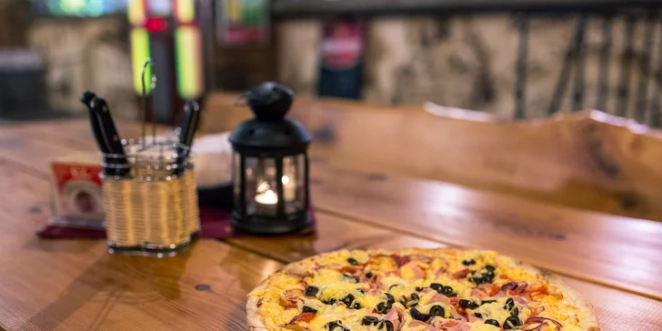 Pizza, burger alebo lopár plný mäsa