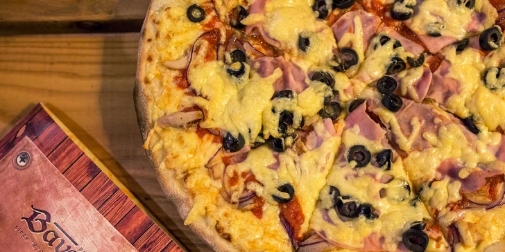 Pizza, burger alebo lopár plný mäsa