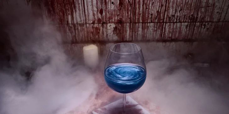 Hororové kokteily vo Fear House: s Proseccom, ginom alebo Stolichnaya Elit