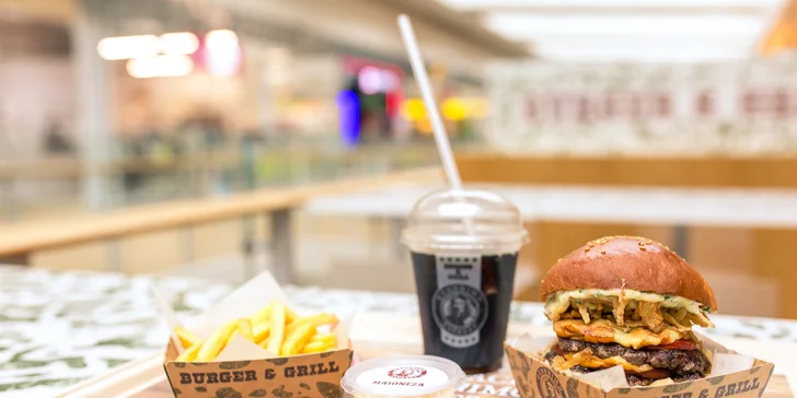 Double burger XXL s hranolčekmi, domácou majonézou a nápojom