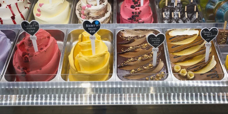 Vlastnoručne vyrábaná zmrzlina, tiramisu či kávička pre náročných