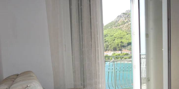 Opaľovanie sa v Drveniku: 7 nocí v apartmánovom dome priamo pri pláži