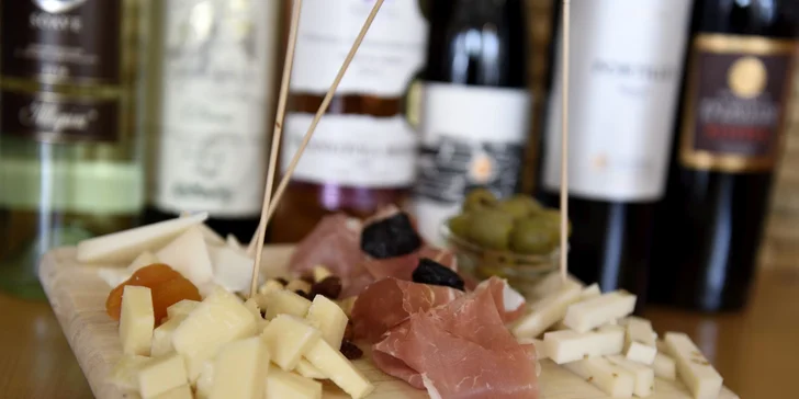 Ochutnávka vín s možnosťou sabráže vo vinotéke WINE EXPERT