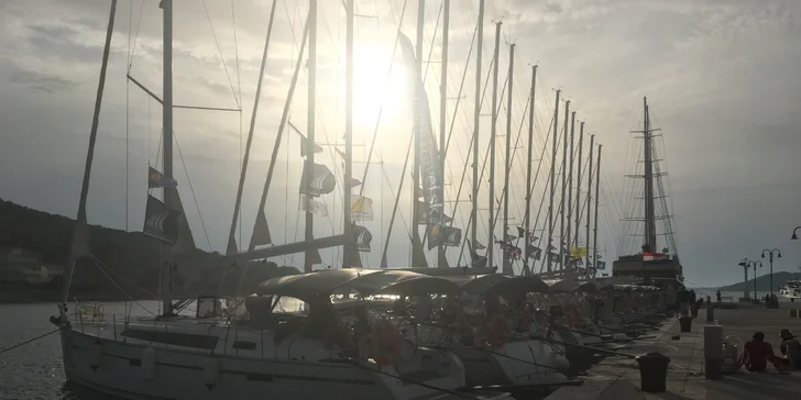 Aktívna dovolenka pre milovníkov mora - plavba na FIT YACHTE v severnej Dalmácii
