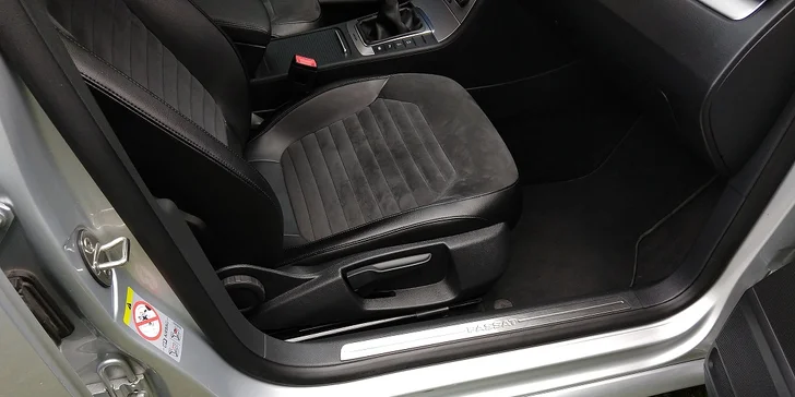 Dôkladné čistenie interiéru automobilov