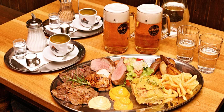Bohaté mäsové menu: hovädzí flap steak, krkovička, panenka aj kuracie prsia