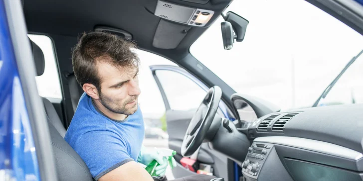 Vonkajšie a vnútorné umytie vášho automobilu