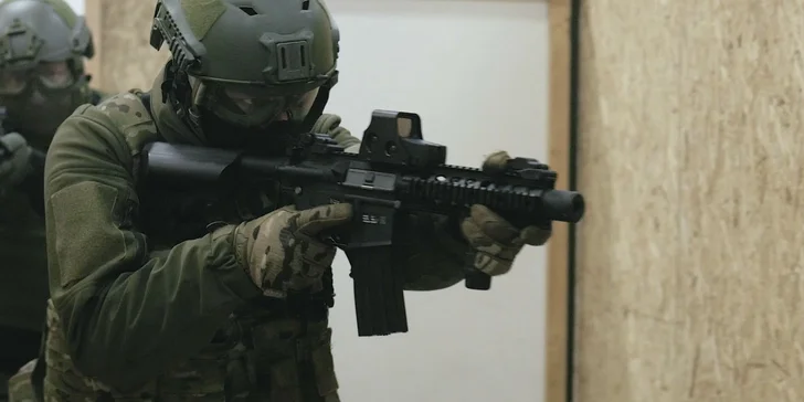 Jedinečná strelecká aréna v štýle cvičiska FBI