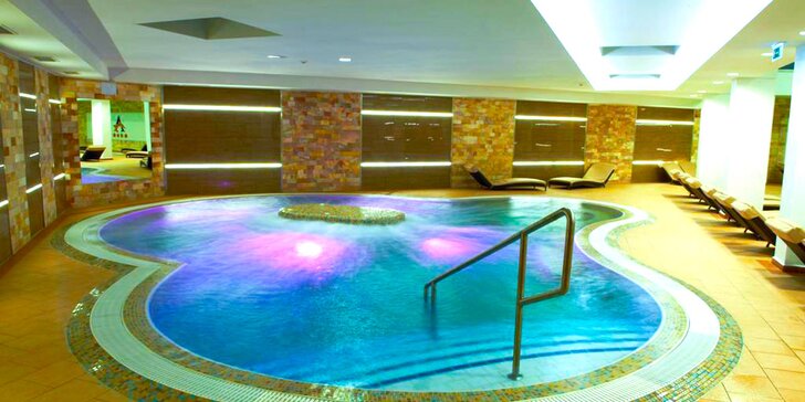 Wellness pobyt s neobmedzeným vstupom do hotelových bazénov a sáun