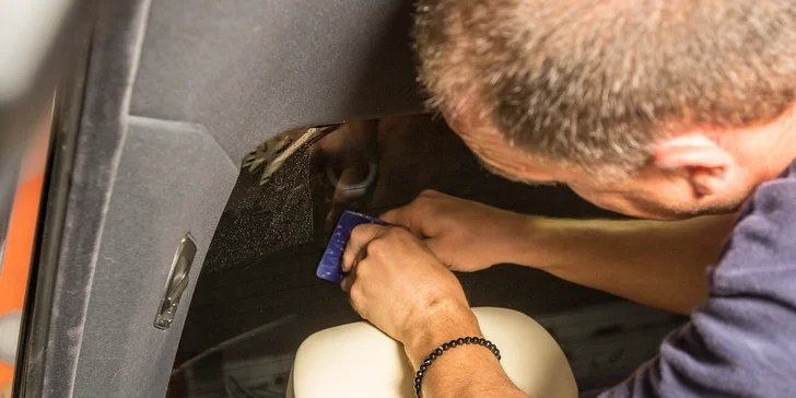 Autofólie na okná pre vaše auto v SIXCAR-autofólie