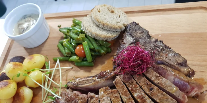 Rodinný pobyt v krásnom penzióne Floriánov Dvor v blízkosti wellness Novolandia