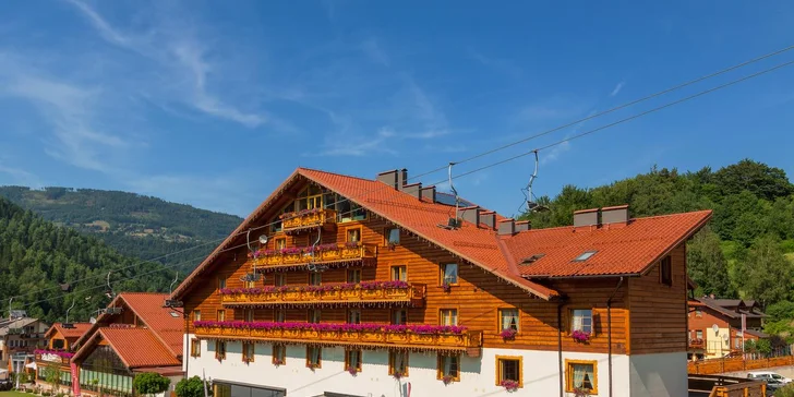 Skvelý pobyt s neobmedzeným vstupom do wellness v štýlovom hoteli Meta Szczyrk