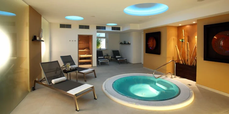 2-hodinový vstup do wellness v 7 SPA