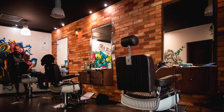 Klasický pánsky strih či úprava brady vo Frank Nitti Barbers