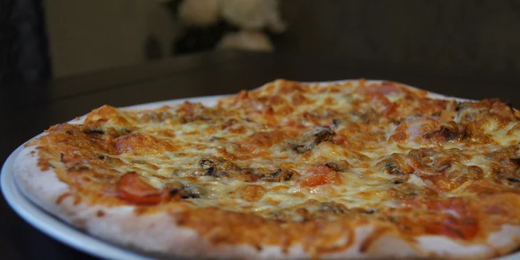 Pizza podľa vlastného výberu v reštaurácii Kalvín