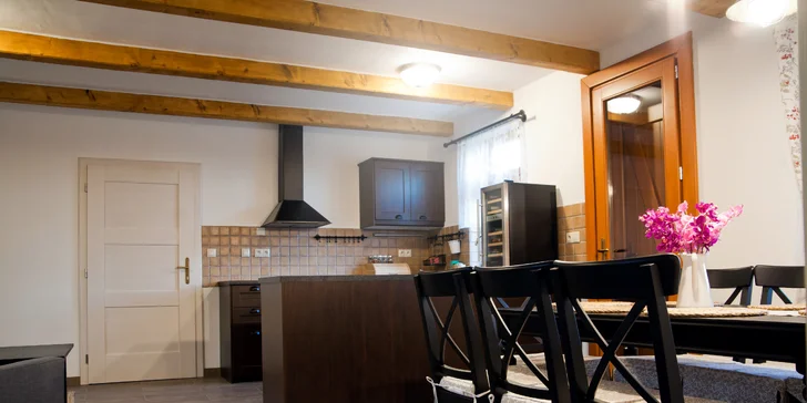 Ubytovanie v štýlových apartmánoch na Farme Obeckov blízko jedinečného BIO kúpaliska Krtko