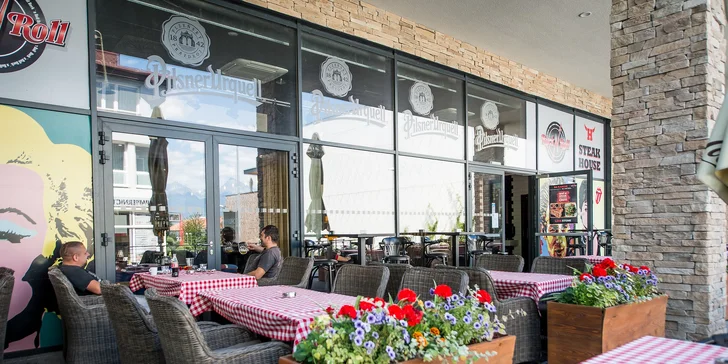 Burger s hranolčekmi alebo so zeleninovou prílohou