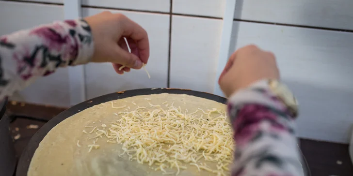 Palacinky, koláč či muffin a kávička v Grand caffe