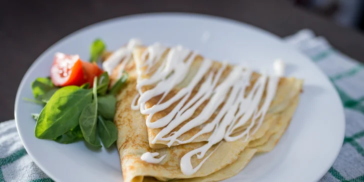 Palacinky, koláč či muffin a kávička v Grand caffe