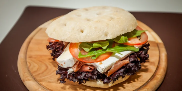 Panini pripravené zo skutočného talianskeho pečiva!