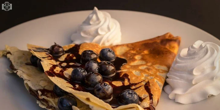 Palacinky, koláč či muffin a kávička v Grand caffe