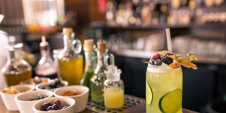 Kentucky burger s hranolčekmi a limonádou v OC Optima
