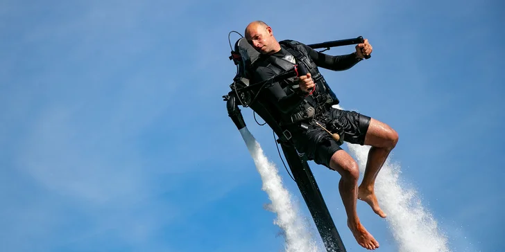Prvý JET PACK na Slovensku a Flyboard! Užite si leto s vodným adrenalínom!