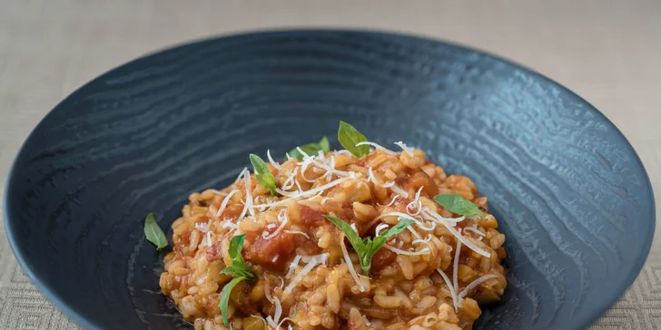 Gastronomický zážitok a Kráľovský kúpeľ v Hoteli Royal Palace*****