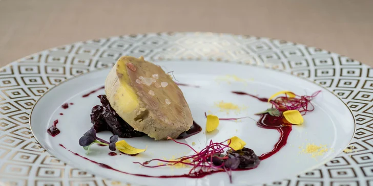 Gastronomický zážitok a Kráľovský kúpeľ v Hoteli Royal Palace*****