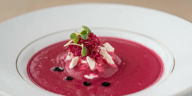 Gastronomický zážitok a Kráľovský kúpeľ v Hoteli Royal Palace*****