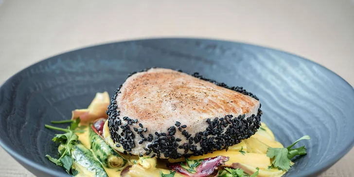 Gastronomický zážitok a Kráľovský kúpeľ v Hoteli Royal Palace*****