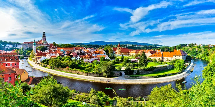 Objavte čaro Českého Krumlova - pobyt v krásnom hoteli v centre mesta, bohaté bufetové raňajky