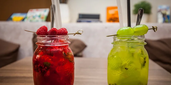Selfieccino s domácim zákuskom a limonádou