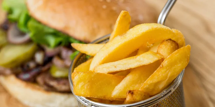 Burger po slovensky alebo tradičná cigánska