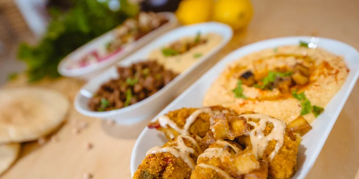 Hummus s falafelom alebo hovädzím či kuracím mäsom