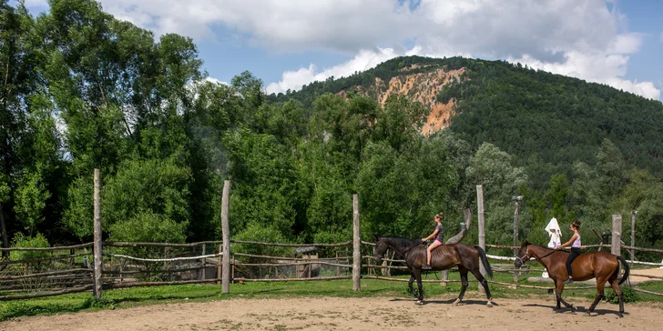 Vstup na Husiu pláž na Ružínskej priehrade