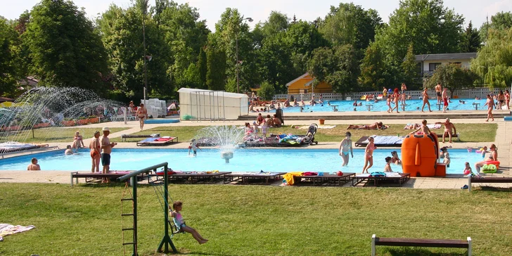 Ubytovanie v blízkosti termálneho kúpaliska so super letnou zábavou v Penzióne Korzika