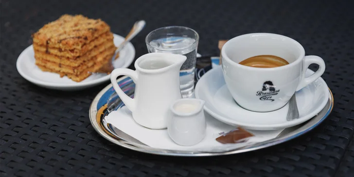 Káva s marlenkou, limonádou alebo nealkom v Brooklyn cafe