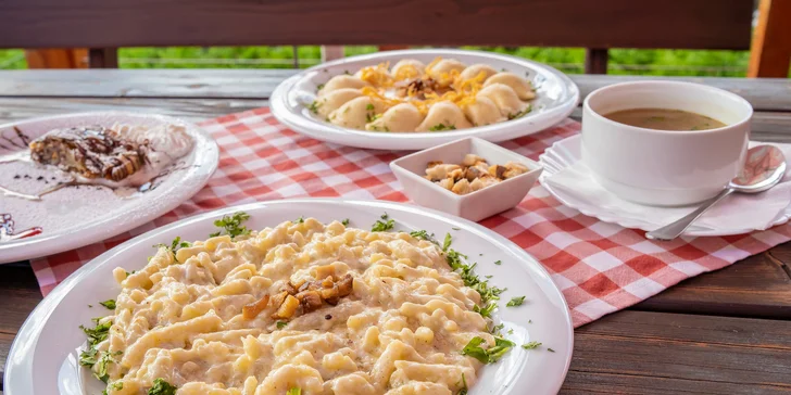 Trojchodové tradičné slovenské menu v Penzióne Sivec