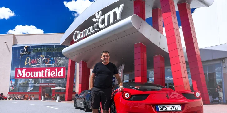 Jazda v novom Ferrari 458 Italia alebo v Lamborghini Gallardo LP560-4 vr. paliva