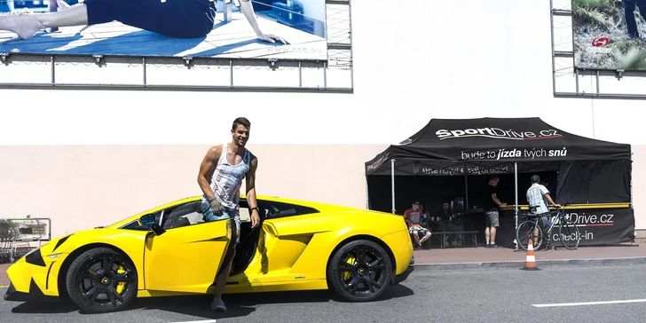 Jazda v novom Ferrari 458 Italia alebo v Lamborghini Gallardo LP560-4 vr. paliva