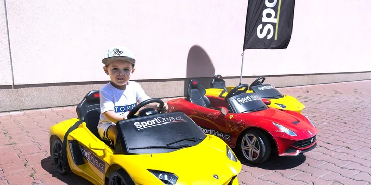 Jazda v novom Ferrari 458 Italia alebo v Lamborghini Gallardo LP560-4 vr. paliva