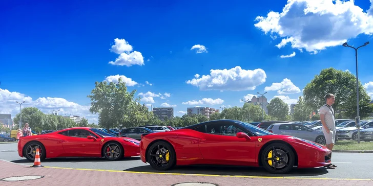 Jazda v novom Ferrari 458 Italia alebo v Lamborghini Gallardo LP560-4 vr. paliva