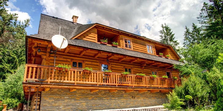 Wellness pobyt v zrubových apartmánoch PINIUS so vstupom do wellness komplexu AQUA & SAUNA & KIDS´ Paradise v Grand Hoteli PERMON****