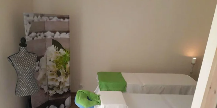 Uvoľňujúce masáže alebo lymfodrenážne tejpovanie