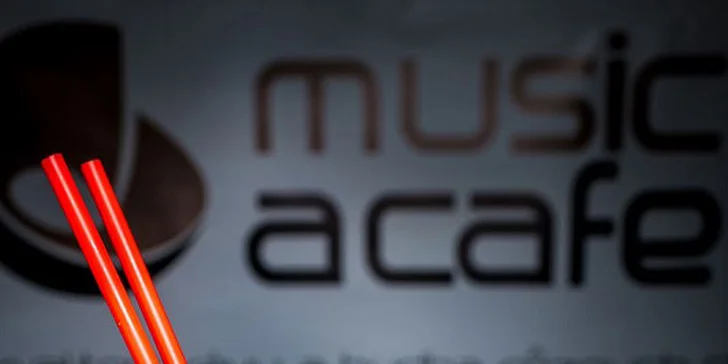 Miešané alko alebo nealko drinky
