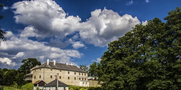 4-hviezdičkové objavovanie histórie: Polpenzia, wellness aj možnosť prehliadky tvrze