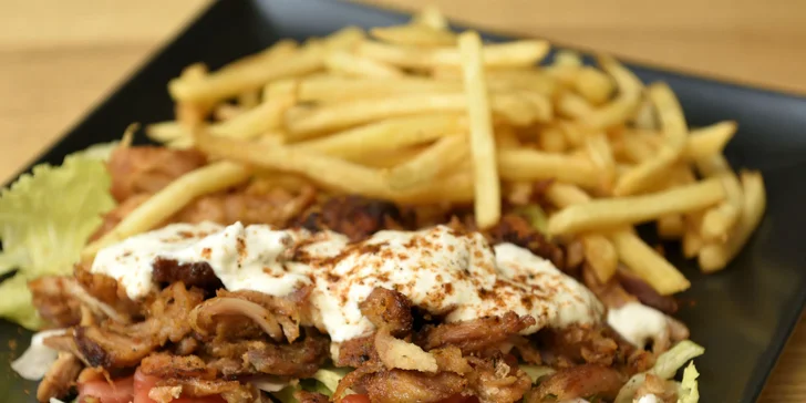 Kebab, kebab tanier alebo yufka so sebou alebo až k vám domov!